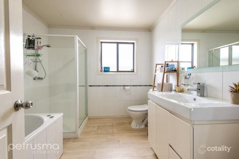 Property photo of 13 Rannah Street Electrona TAS 7054