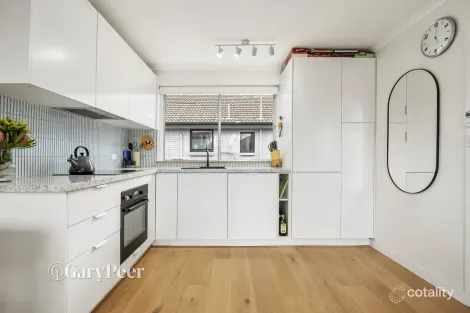 Property photo of 10/70 Carlisle Street St Kilda VIC 3182