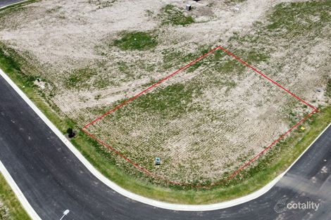 61 Frederick Cct, Eli Waters, QLD 4655