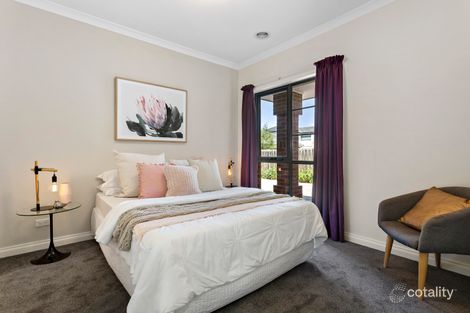 Property photo of 2/90 Miranda Road Reservoir VIC 3073