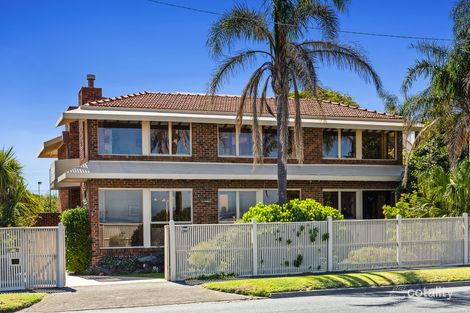Property photo of 154 Esplanade Brighton VIC 3186