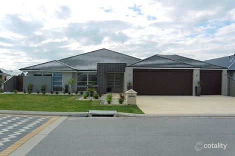 1 Lexar Bend, Shoalwater, WA 6169