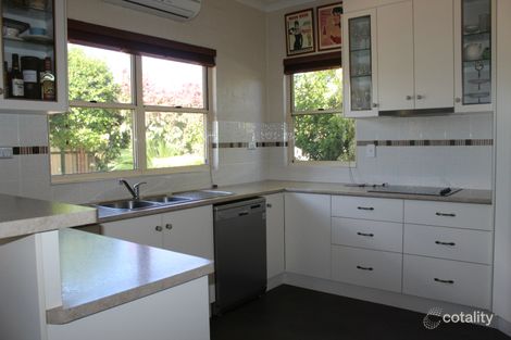 Property photo of 4 Martin Place Emerald QLD 4720
