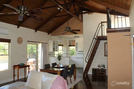 Property photo of 4 Martin Place Emerald QLD 4720
