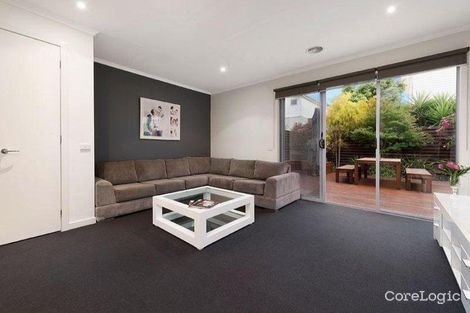 Property photo of 15 Ringtail Circuit Maidstone VIC 3012