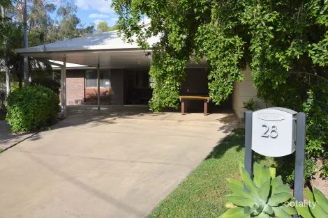 28 Garnet St, Emerald, QLD 4720