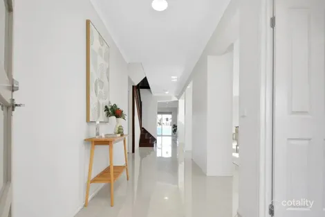 Property photo of 22 Seaview Point Point Cook VIC 3030
