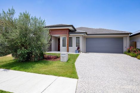 26 Emerald Dr, Helensvale, QLD 4212