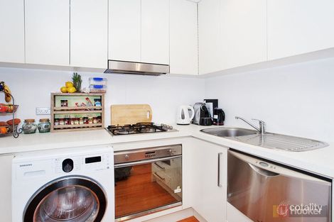 Property photo of 2/39-41 Lagoon Street Narrabeen NSW 2101