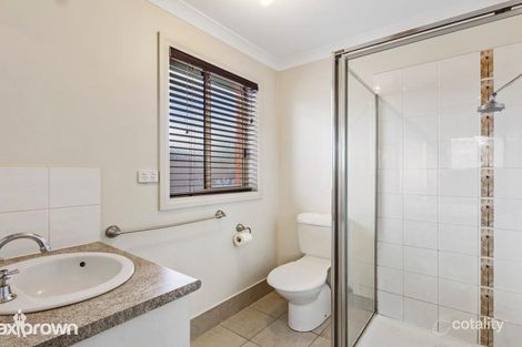 Property photo of 2 Scott Crescent Wallan VIC 3756