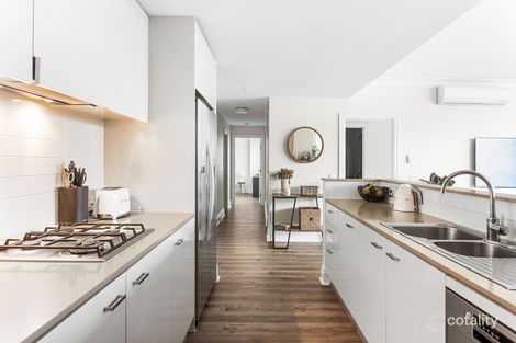 Property photo of 401/15-17 Peninsula Drive Breakfast Point NSW 2137