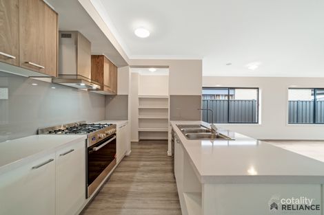 Property photo of 6 Corby Way Strathtulloh VIC 3338