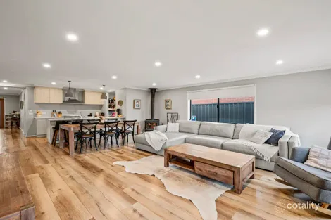 Property photo of 34 Rowe Street Mansfield VIC 3722