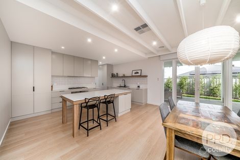 Property photo of 10 Bondi Crescent Gobbagombalin NSW 2650