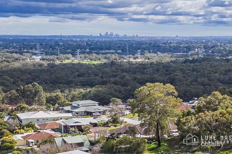 Property photo of 5 Nowra Place Kelmscott WA 6111