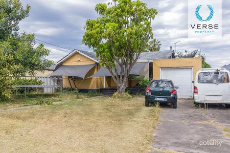 Property photo of 3 Barnsley Street Queens Park WA 6107