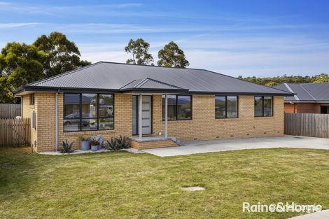 Property photo of 17 Kingsgate Circle Huntingfield TAS 7055
