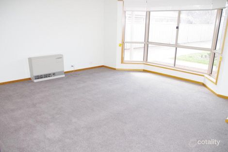 Property photo of 3/13 Lake Street Wendouree VIC 3355