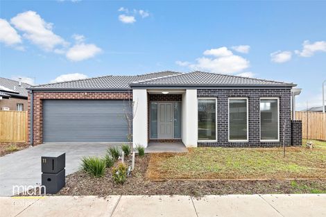 Property photo of 11 Devoe Road Point Cook VIC 3030