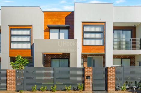 Property photo of 34 Podium Way Oran Park NSW 2570