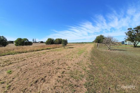 4 Gin Gin Rd, Sharon, QLD 4670