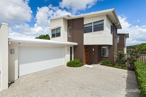 252 Harts Rd, Indooroopilly, QLD 4068