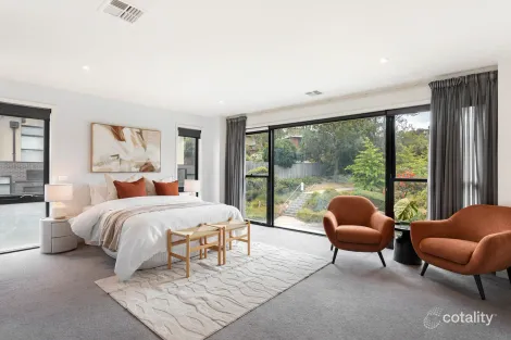 Property photo of 1 Goulburn Place Doncaster VIC 3108