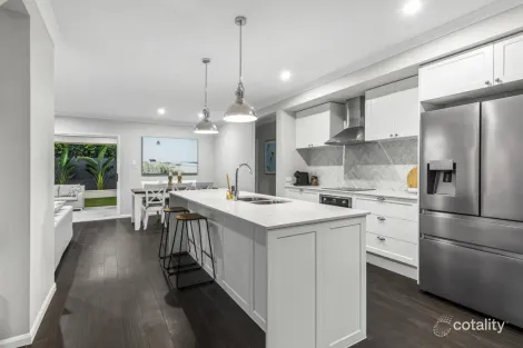 Property photo of 42 Superior Parade Bridgeman Downs QLD 4035