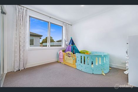 Property photo of 2/169 Surrey Road Blackburn VIC 3130