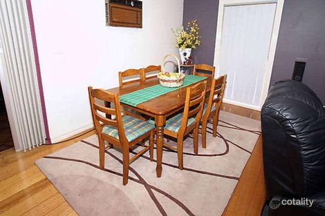 Property photo of 5 Box Court Kings Park VIC 3021