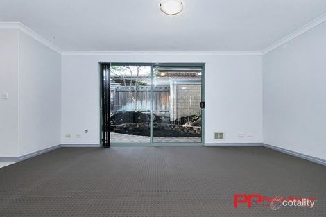 8/13 Conroy St, Maylands, WA 6051