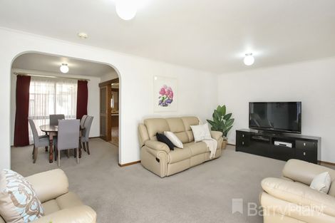 Property photo of 86 The Circuit Gladstone Park VIC 3043