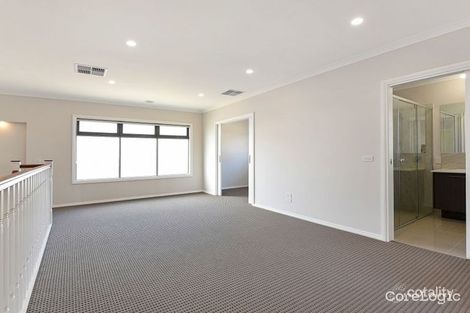 Property photo of 3 Cardex Road Clyde North VIC 3978