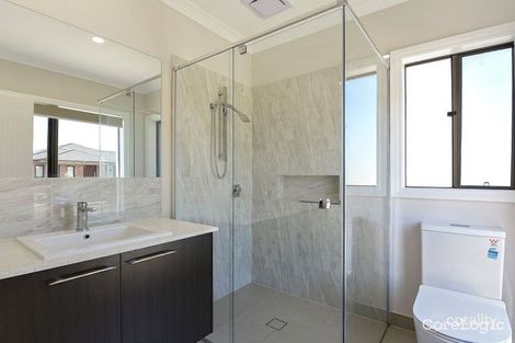 Property photo of 3 Cardex Road Clyde North VIC 3978