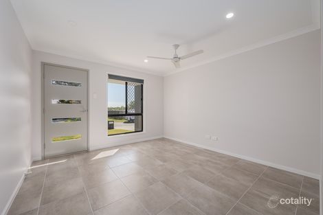 Property photo of 5 Salt Court Boyne Island QLD 4680