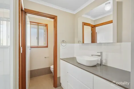 Property photo of 8 Alfonso Drive Hallett Cove SA 5158