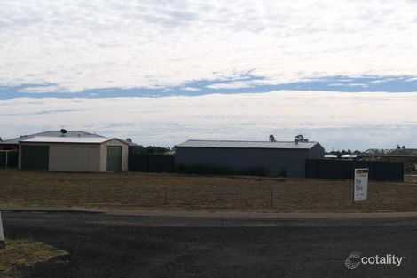 5 Baker Finch Cres, Roma, QLD 4455