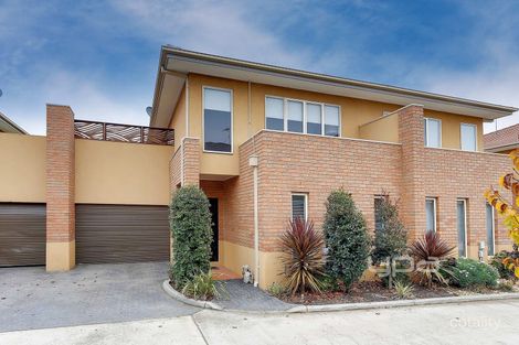 Property photo of 18/1-3 Stawell Street Werribee VIC 3030