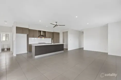 Property photo of 37 Echidna Parade North Lakes QLD 4509