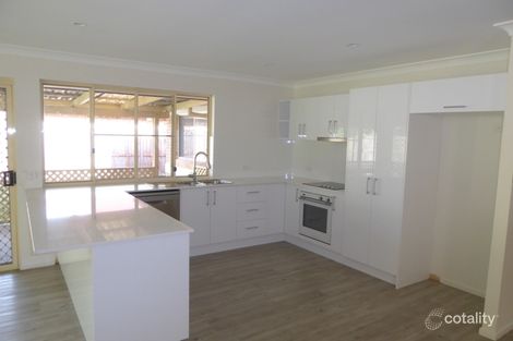 Property photo of 33 Kallaroo Circuit Ocean Shores NSW 2483