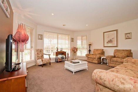 Property photo of 52 Crystal Court Ross Creek VIC 3351