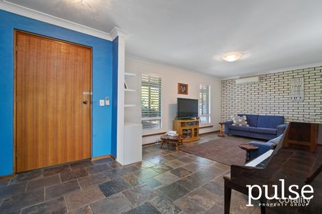 Property photo of 2 Mallee Way Forrestfield WA 6058