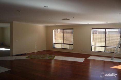 Property photo of 20 Kingsfield Crescent Lynbrook VIC 3975