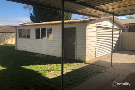 Property photo of 37 Lyrebird Crescent St Clair NSW 2759