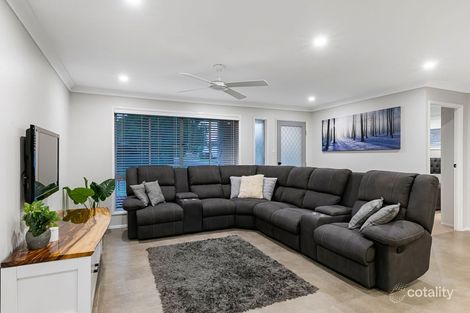 Property photo of 32 Aspect Drive Victoria Point QLD 4165