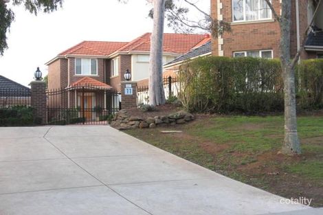 2/13 Brisbane St, Berwick, VIC 3806