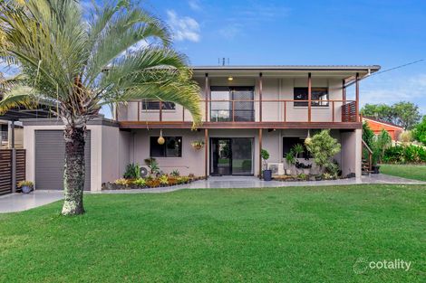 1 Kurrajong Cres, Point Vernon, QLD 4655