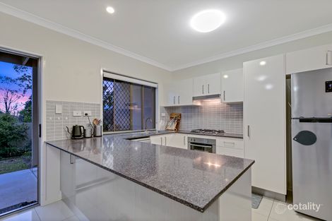 Property photo of 10/14 Photinia Crescent Mountain Creek QLD 4557