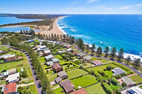 11 Monash Ave, Tuross Head, NSW 2537