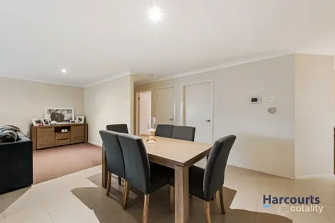 Property photo of 26 Kalorama Street Tarneit VIC 3029